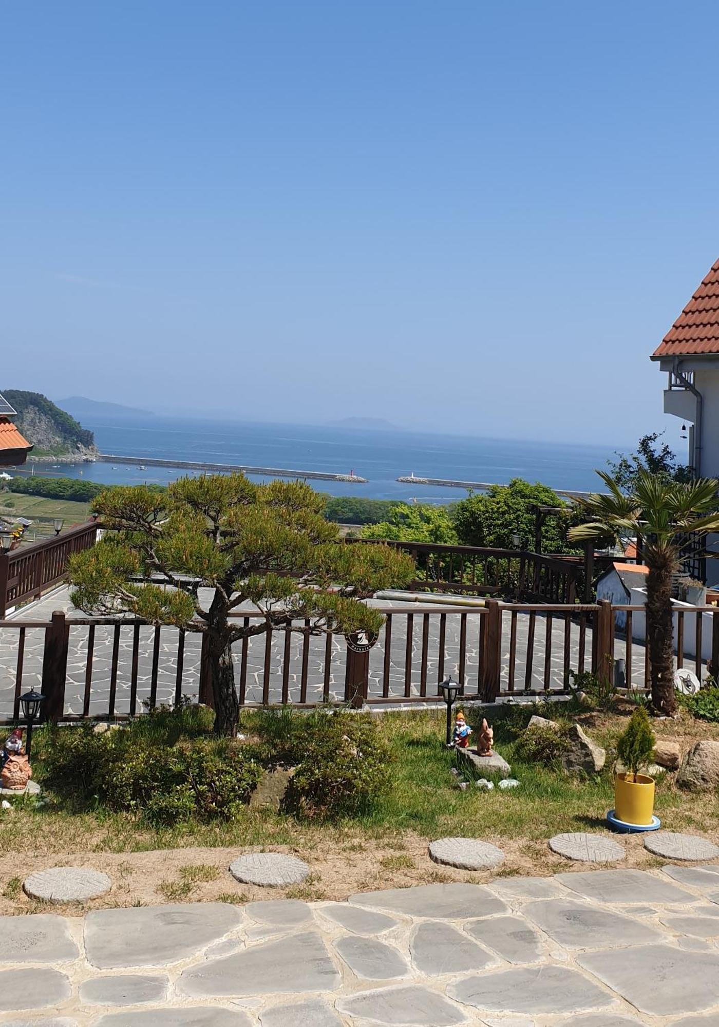 Herkules Namhae German Village Exteriör bild